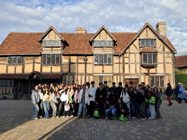 COTSWOLD INTERNATIONAL - CIRENCESTER